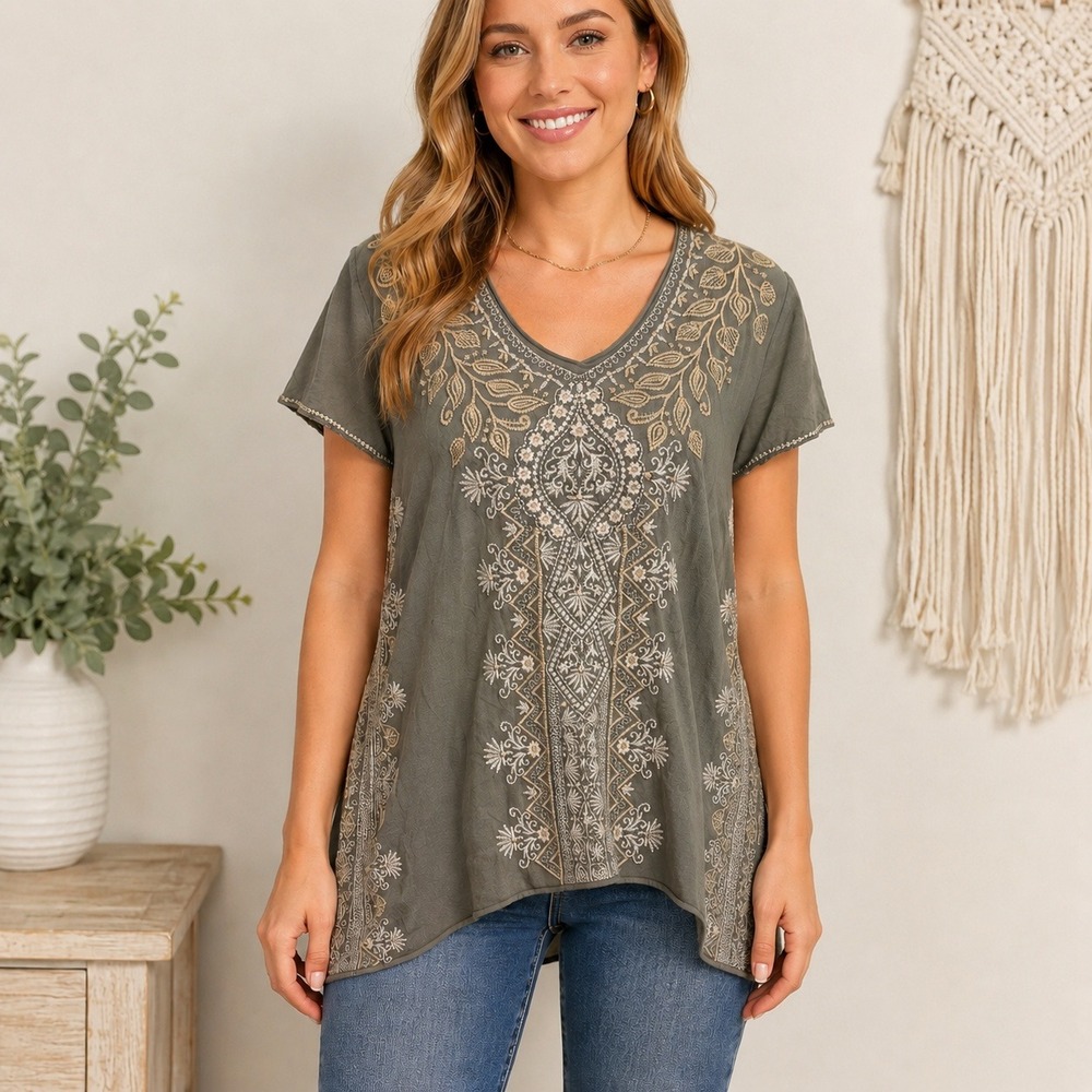 Johnny Was Tasya Embroidered V-Neck T-Shirt XS Olive Green Boho‎ Floral J19819-2